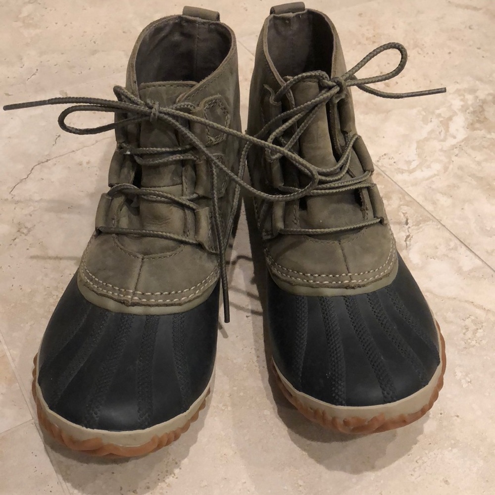 Sorel out and about boots